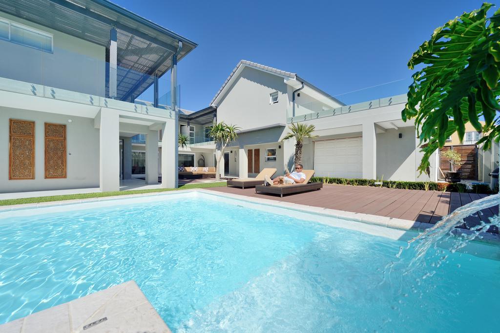 Grand Blue D Hotel Kaapstad Buitenkant foto