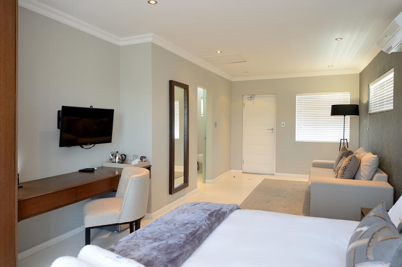 Grand Blue D Hotel Kaapstad Buitenkant foto